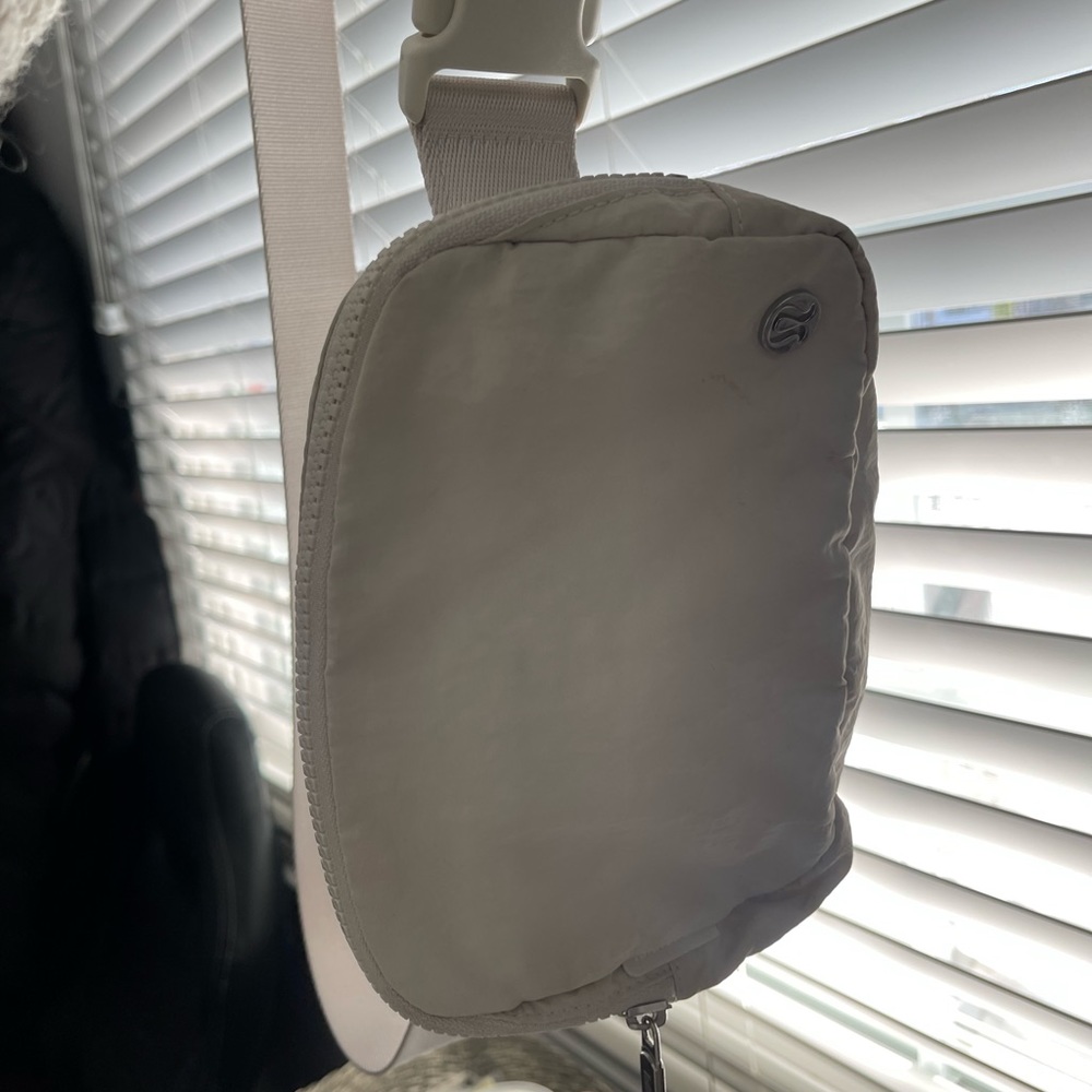 Off white lululemon everywhere belt bag